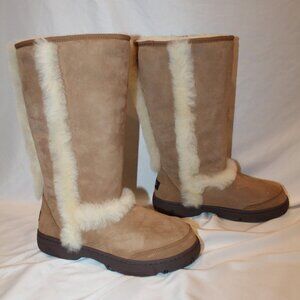 NEW UGG WOMEN'S SUNDANCE TALL SUEDE SHEARLING LINED WINTER BOOTS CHESTNUT